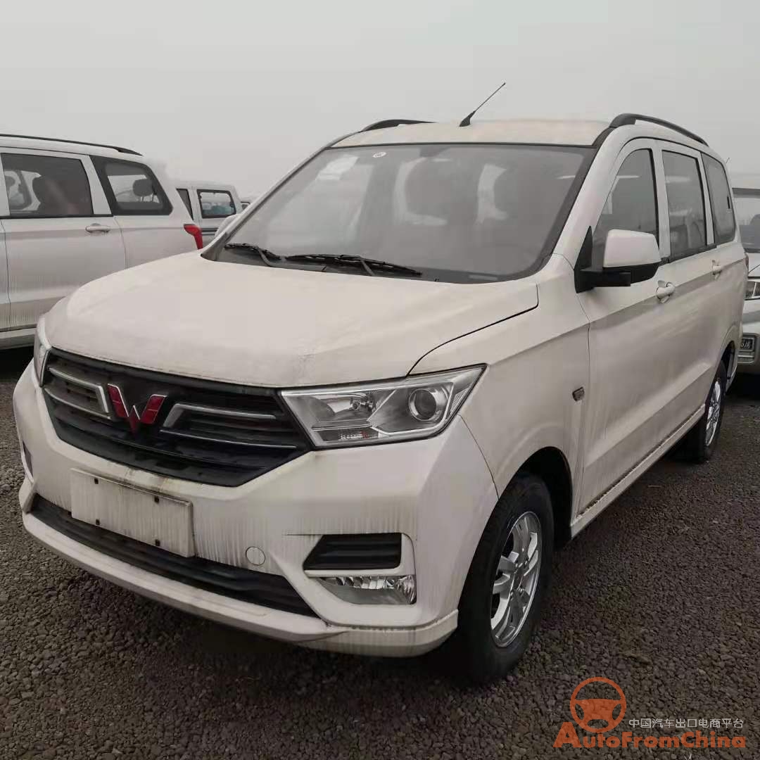 New SAIC GM Wuling Hongguang S MPV 7 Seats Gasoline Engine 1.5L