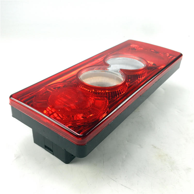 L0372010101B0 Rear Combination Lamp Foton Aumark